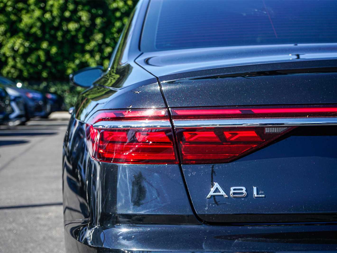 Thumbnail: 2022 Audi A8 - 9