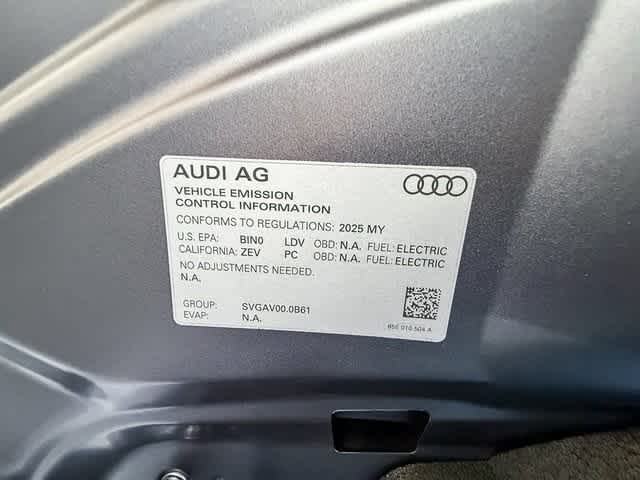 Thumbnail: 2025 Audi e-tron S - 28