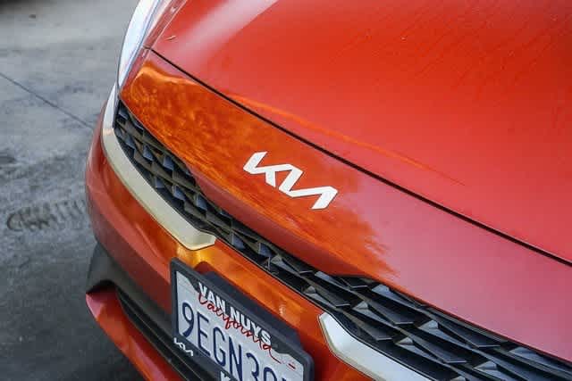 Thumbnail: 2023 Kia Forte - 9
