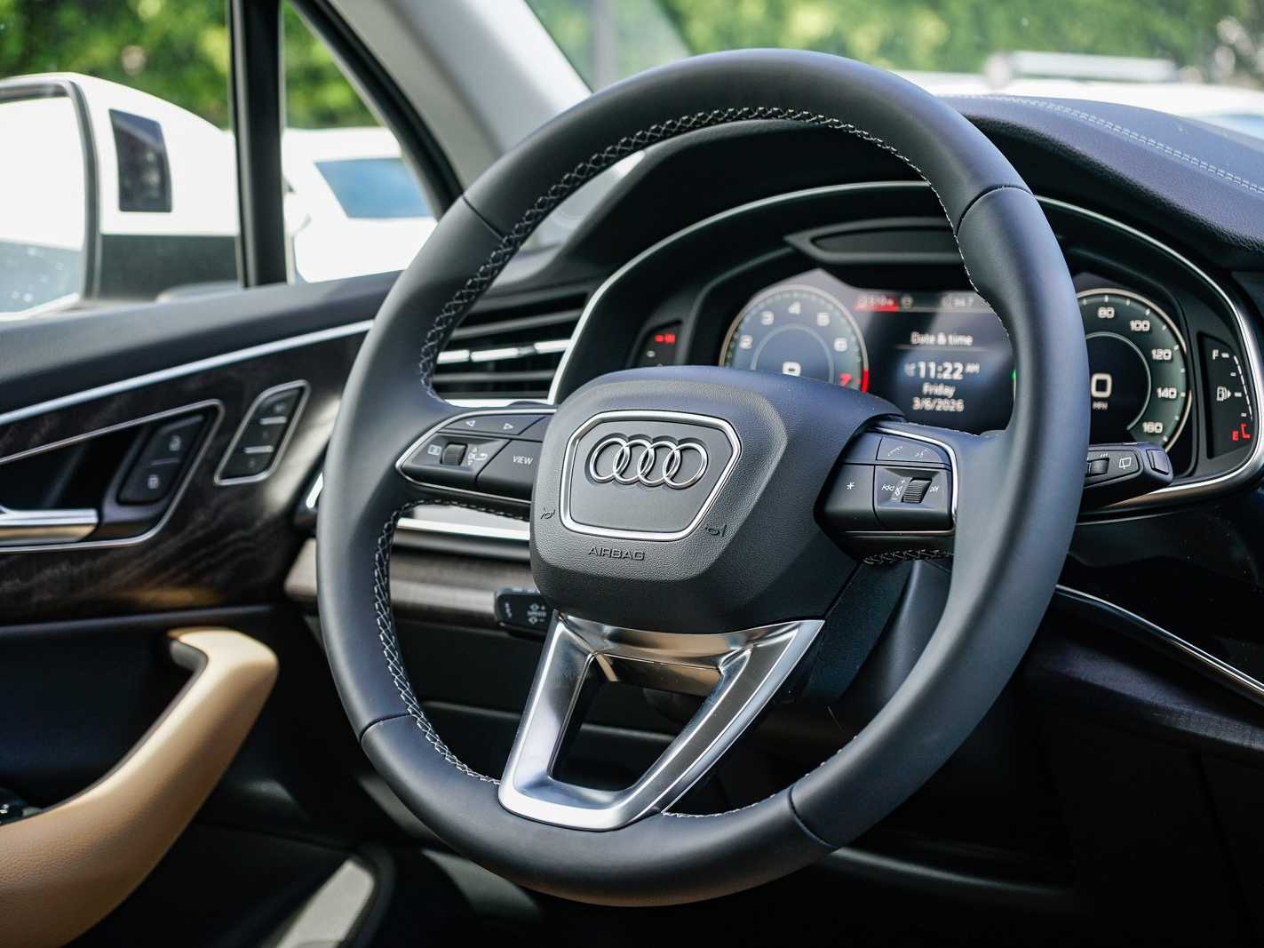 Thumbnail: 2026 Audi Q7 - 15