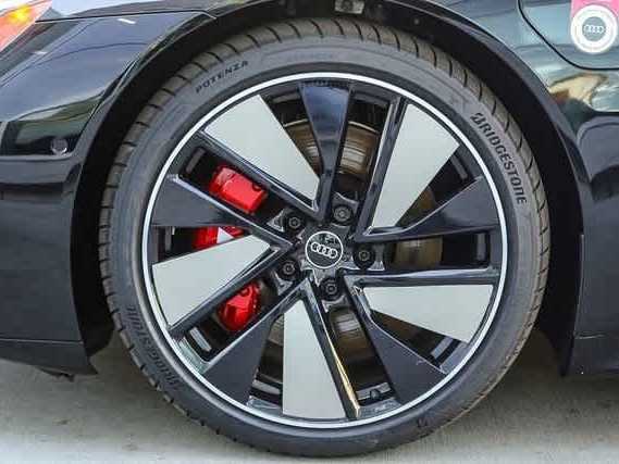 Thumbnail: 2026 Audi e-tron GT - 11