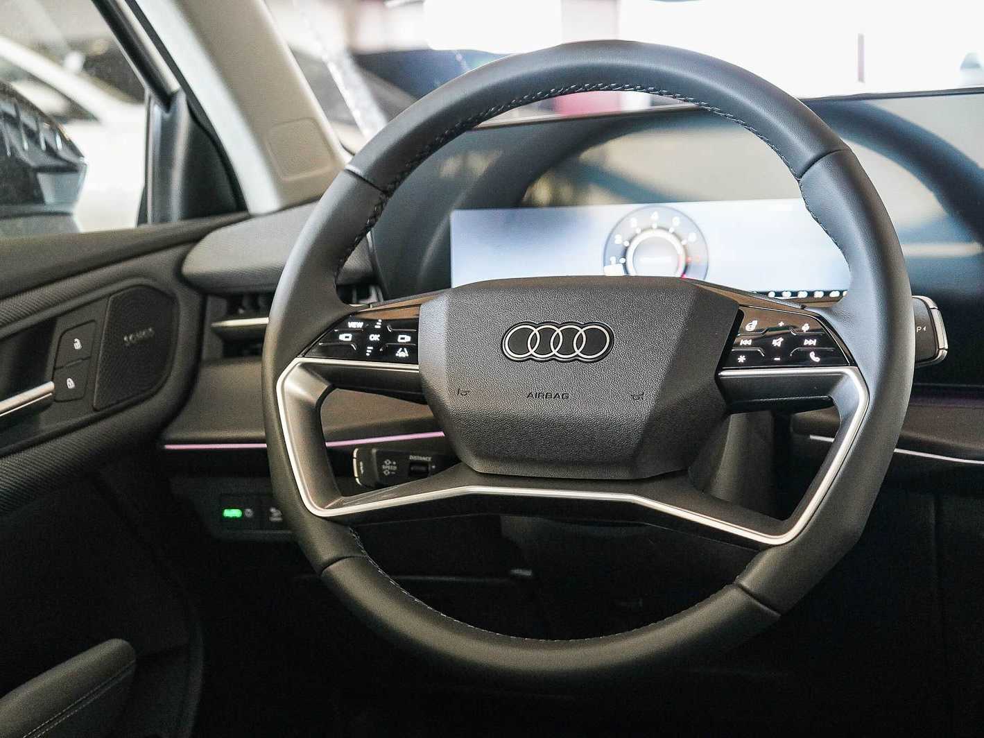 Thumbnail: 2026 Audi Q3 - 15