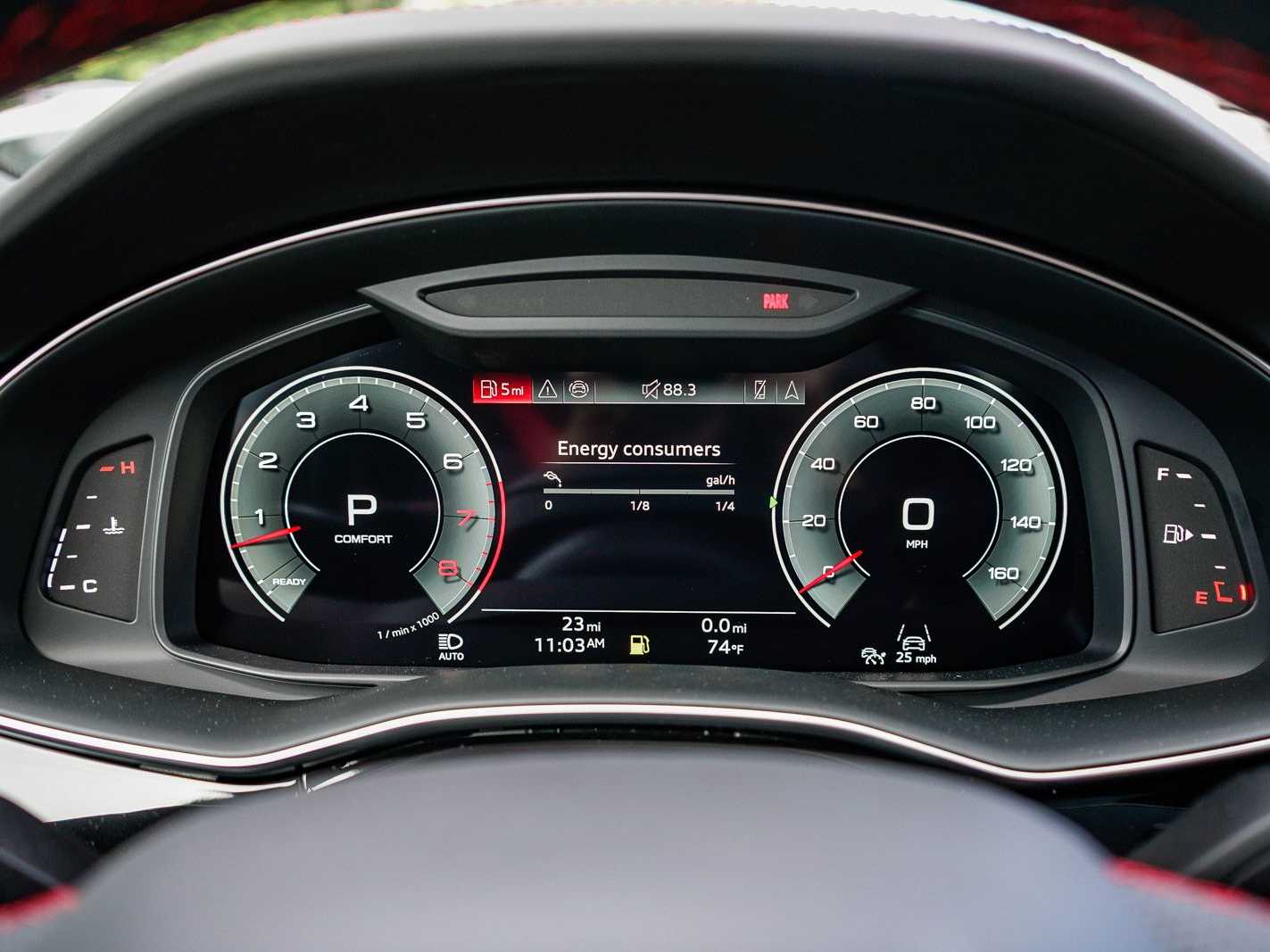 Thumbnail: 2026 Audi Q8 - 24