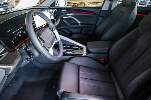 Thumbnail: 2025 Audi Q5 - 17