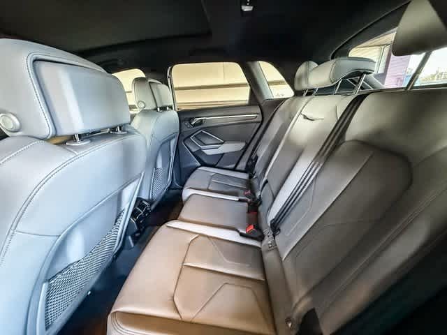 Thumbnail: 2025 Audi Q3 - 18