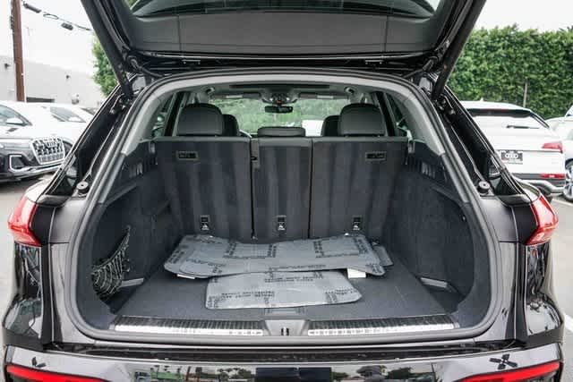 Thumbnail: 2025 Audi Q5 - 27