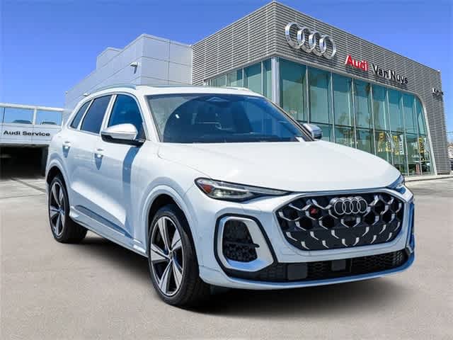 Thumbnail: 2025 Audi SQ5 - 5