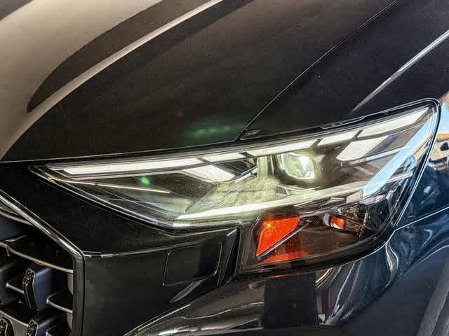 Thumbnail: 2026 Audi Q8 - 10