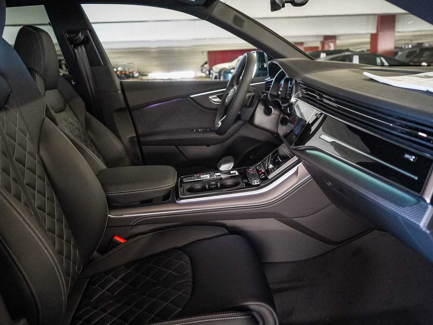 Thumbnail: 2026 Audi SQ8 - 17