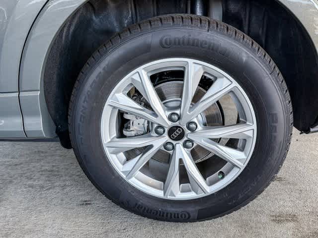 Thumbnail: 2025 Audi Q3 - 8