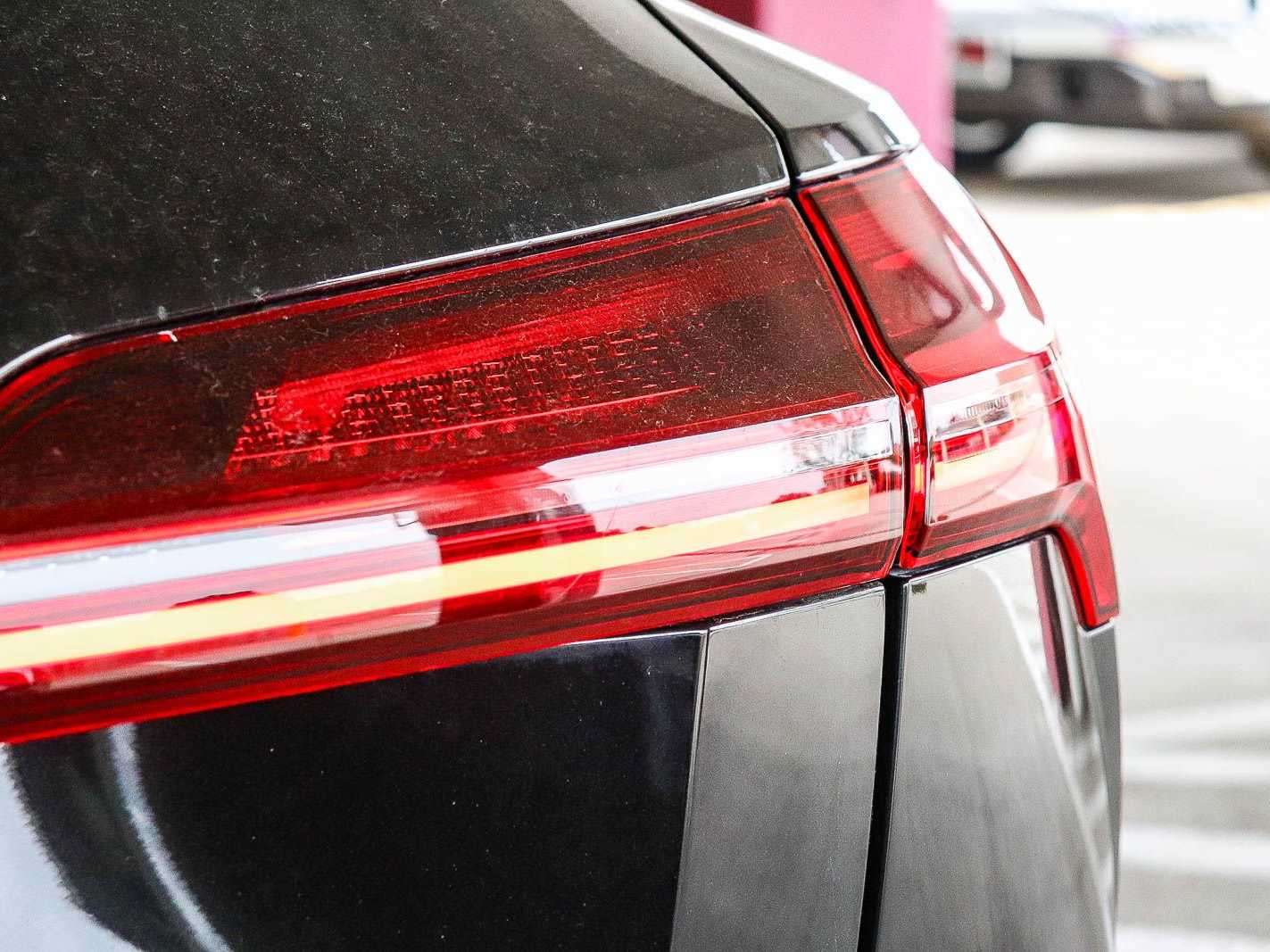 Thumbnail: 2023 Audi e-tron - 11