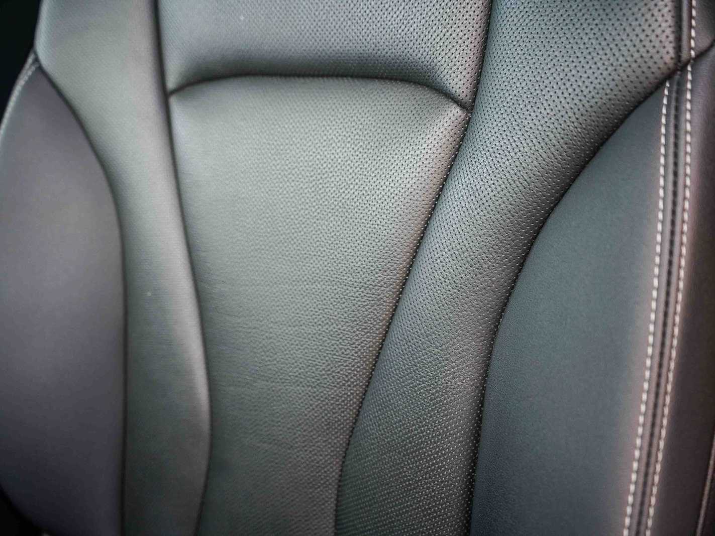 Thumbnail: 2023 Audi Q8 - 11