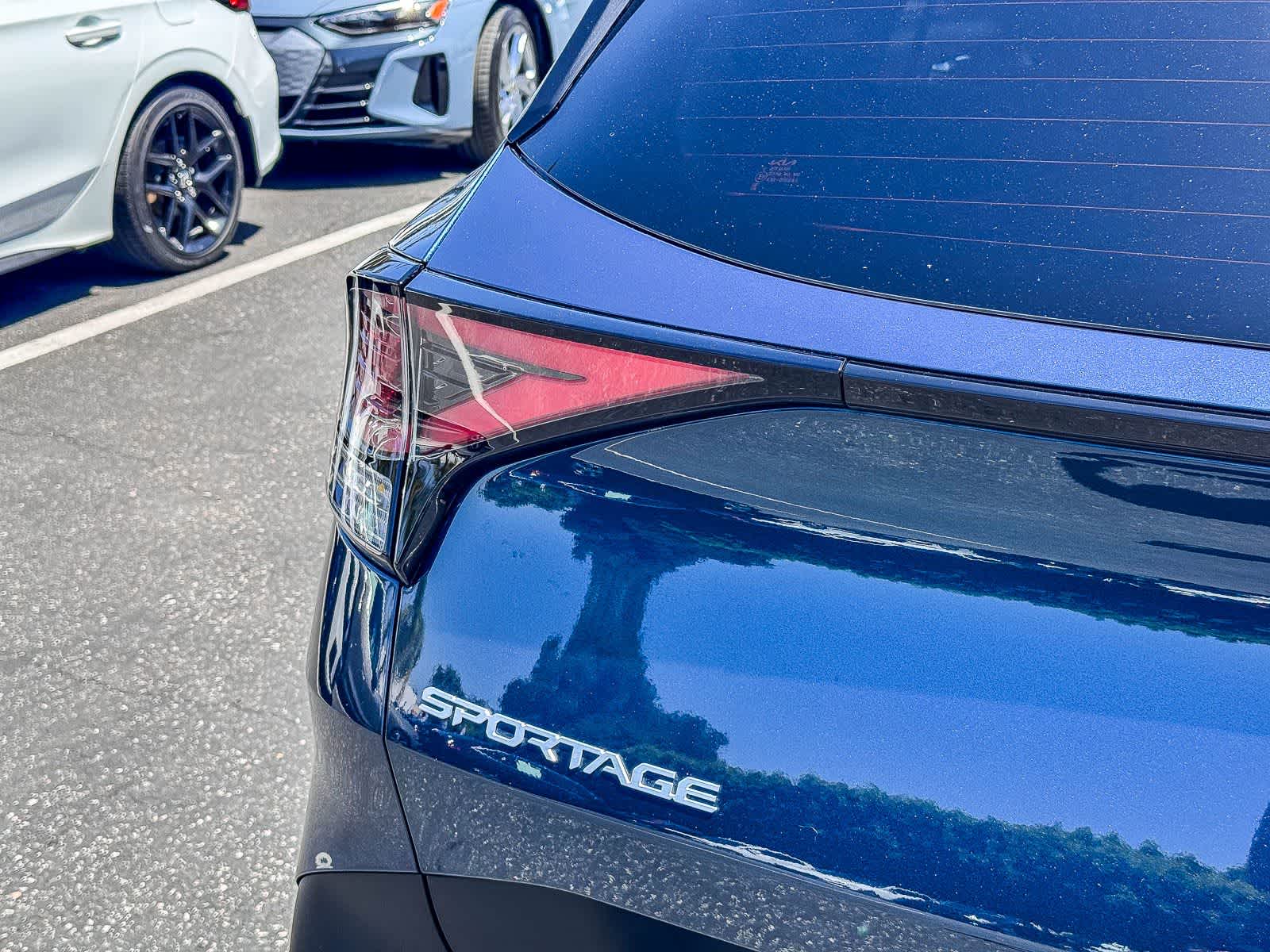 Thumbnail: 2023 Kia Sportage - 11