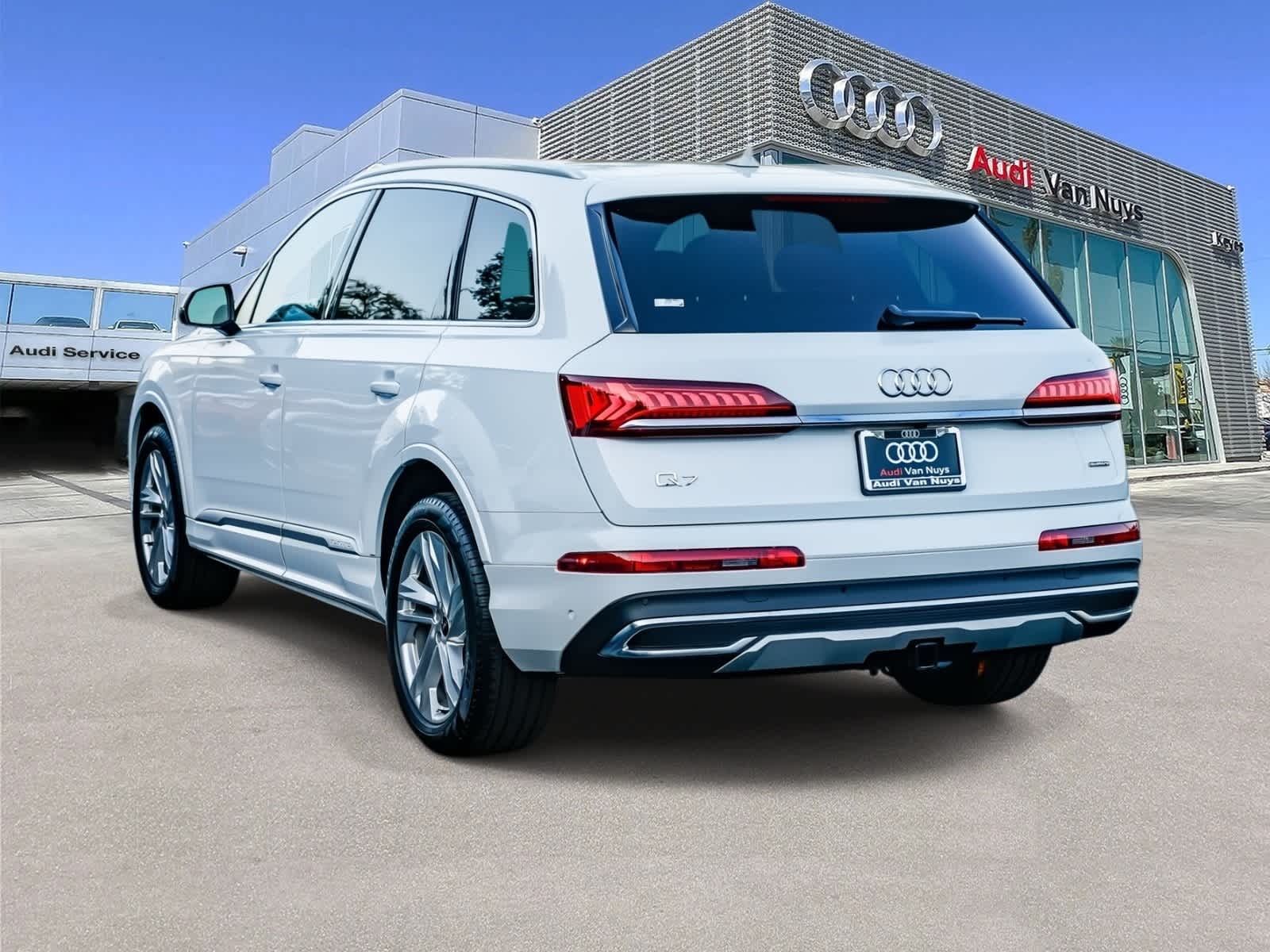 Thumbnail: 2021 Audi Q7 - 2