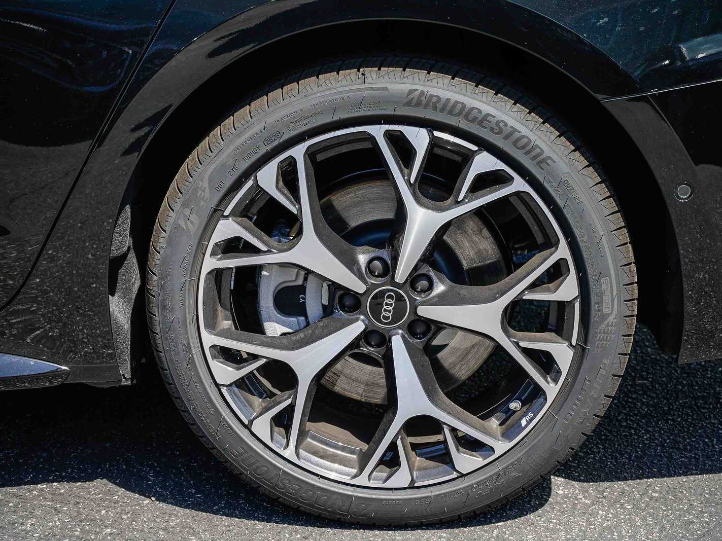 Thumbnail: 2026 Audi A6 - 10