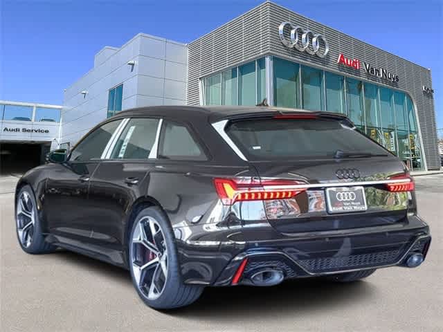 Thumbnail: 2025 Audi RS 6 - 6