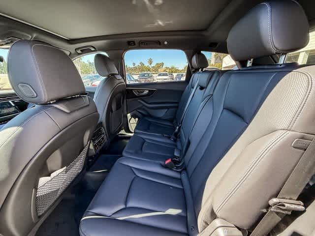 Thumbnail: 2025 Audi Q7 - 18