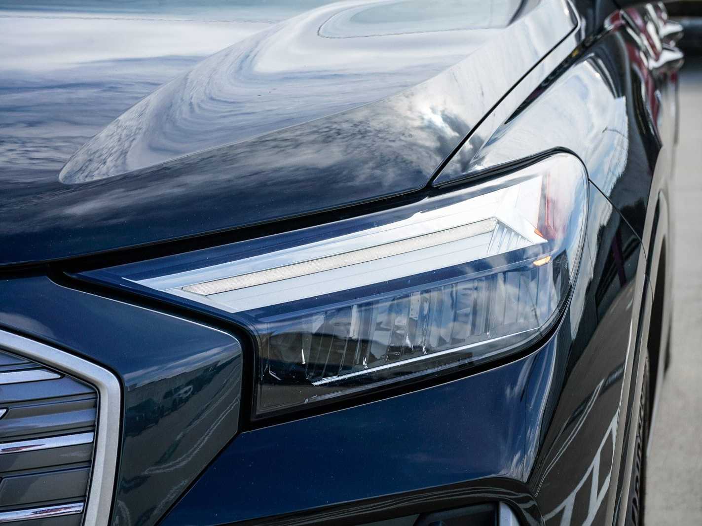 Thumbnail: 2023 Audi Q4 e-tron - 7