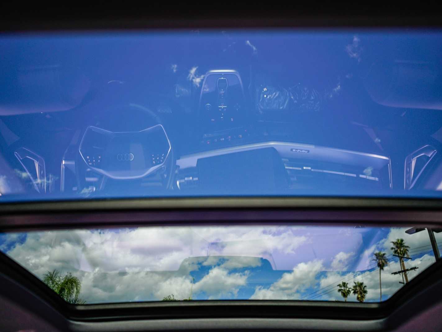 Thumbnail: 2023 Audi Q4 e-tron - 11