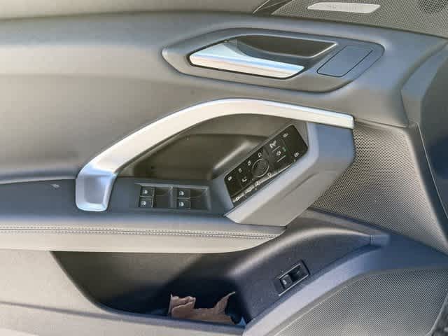 Thumbnail: 2025 Audi Q5 - 22