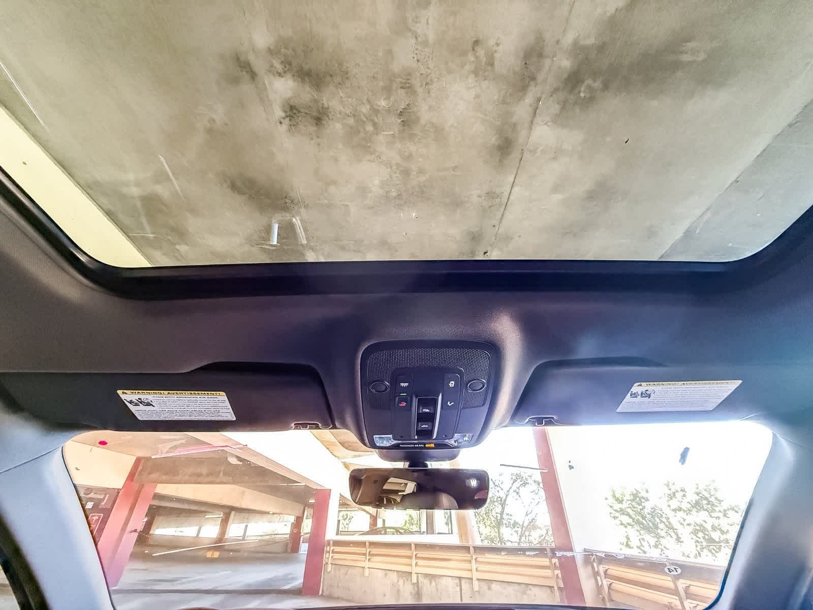 Thumbnail: 2025 Audi Q3 - 16