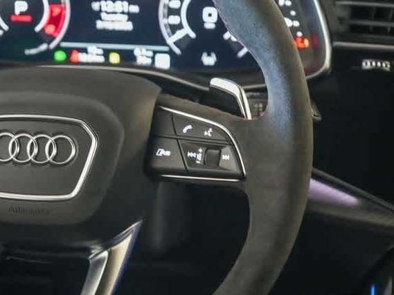 Thumbnail: 2025 Audi RS Q8 - 22
