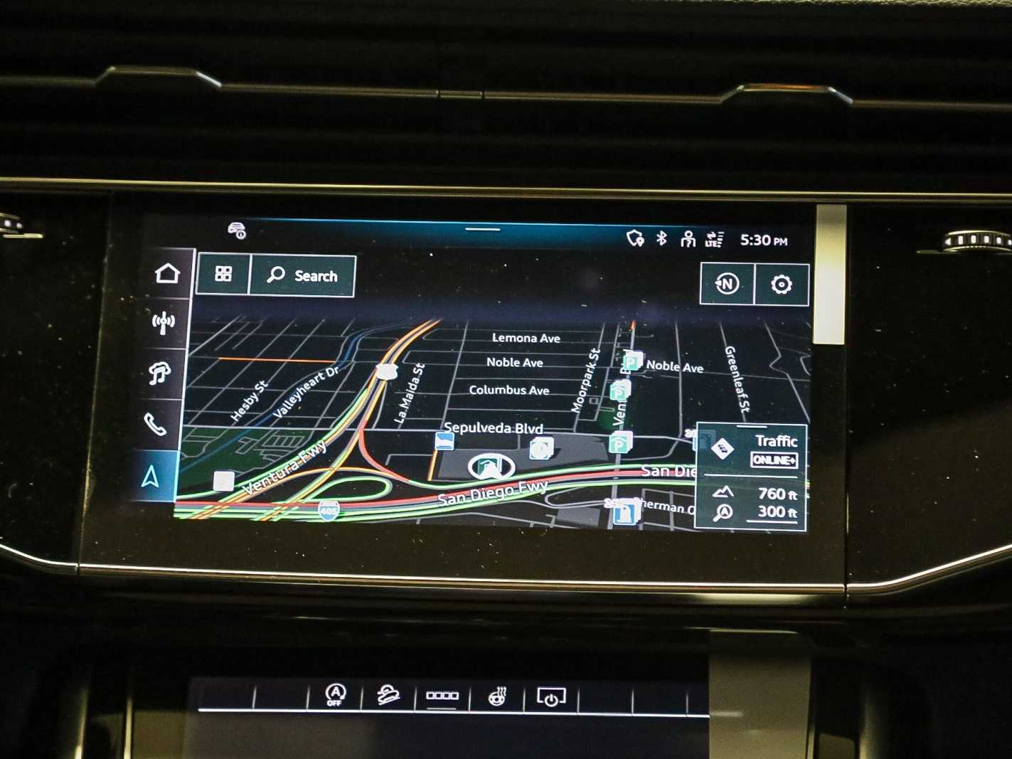 Thumbnail: 2026 Audi Q8 - 12