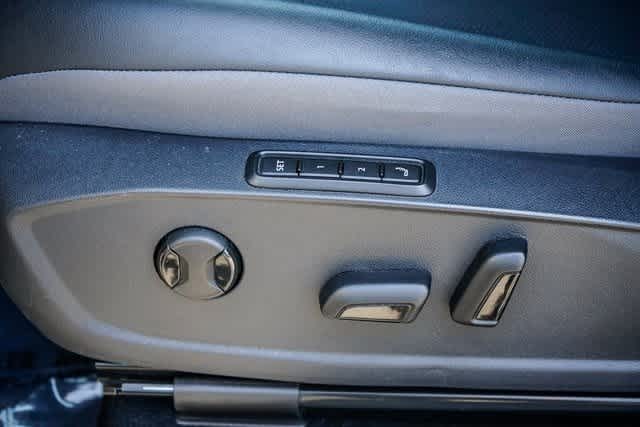 Thumbnail: 2023 Volkswagen ID.4 - 20