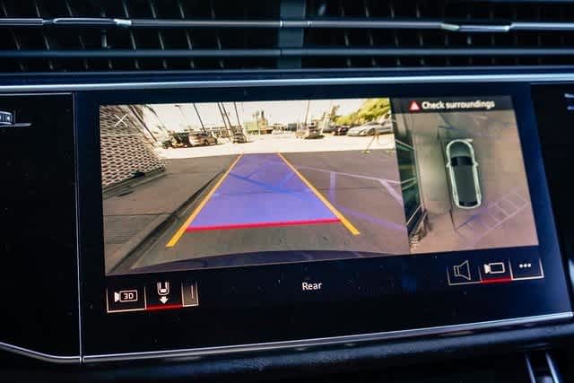 Thumbnail: 2022 Audi Q8 - 24