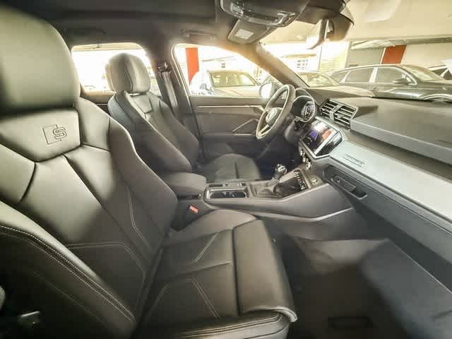 Thumbnail: 2025 Audi Q3 - 17