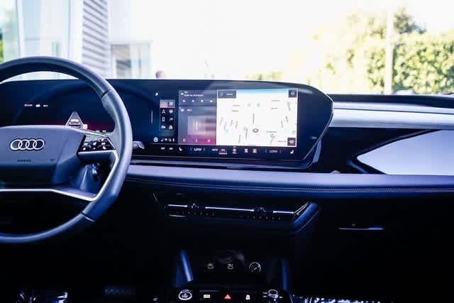 Thumbnail: 2025 Audi Q6 e-tron - 13