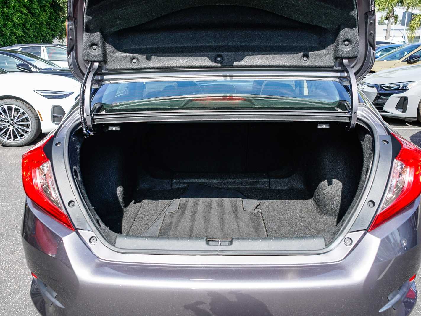 Thumbnail: 2018 Honda Civic - 26