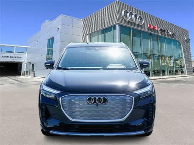 Thumbnail: 2023 Audi Q4 e-tron - 6