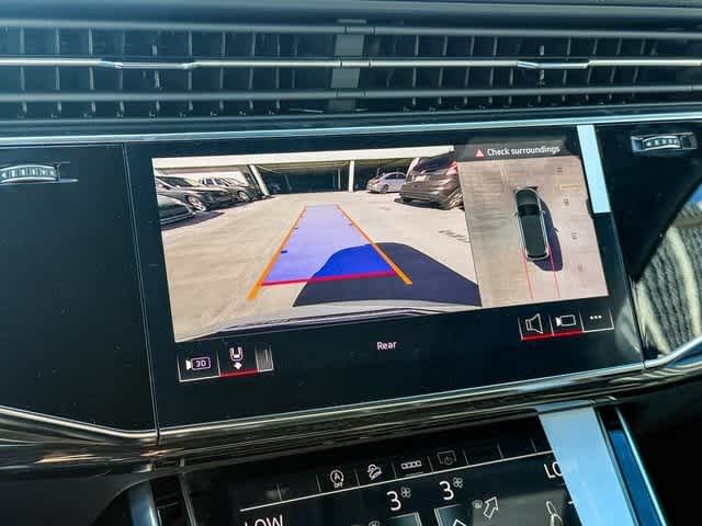 Thumbnail: 2025 Audi Q7 - 25