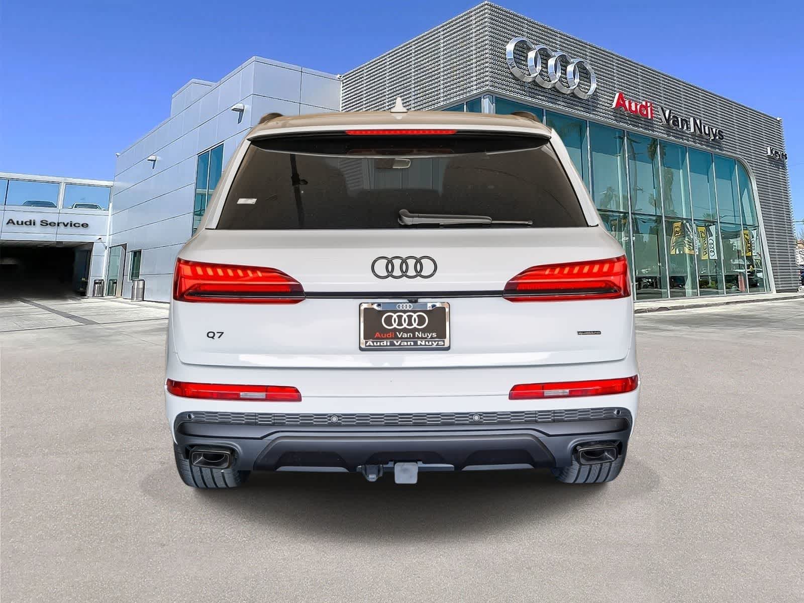 Thumbnail: 2026 Audi Q7 - 5