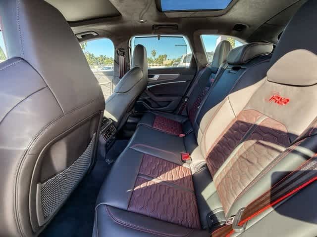 Thumbnail: 2026 Audi RS 6 - 18