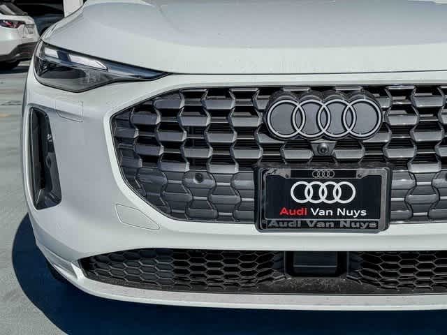 Thumbnail: 2025 Audi Q5 - 11