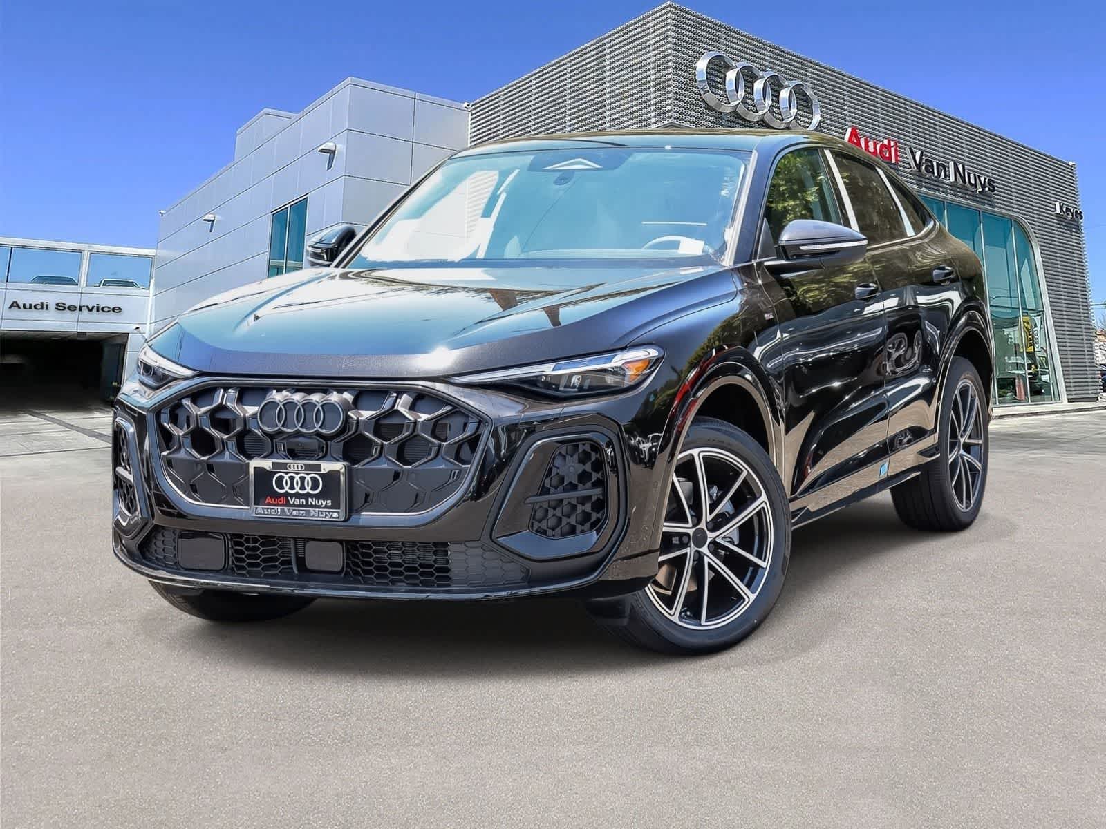 Thumbnail: 2026 Audi Q5 - 1