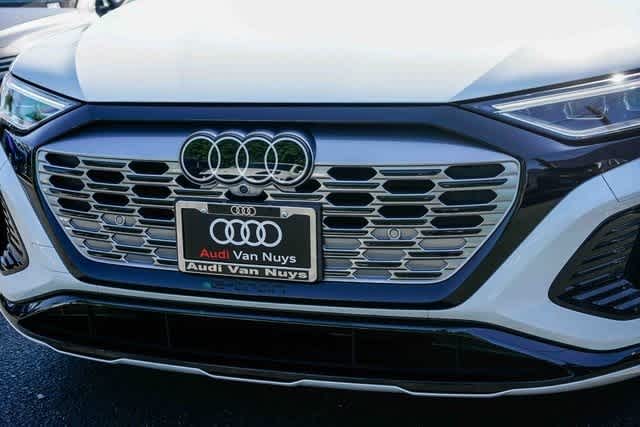 Thumbnail: 2024 Audi Q8 e-tron - 8