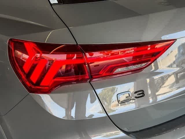 Thumbnail: 2025 Audi Q3 - 7