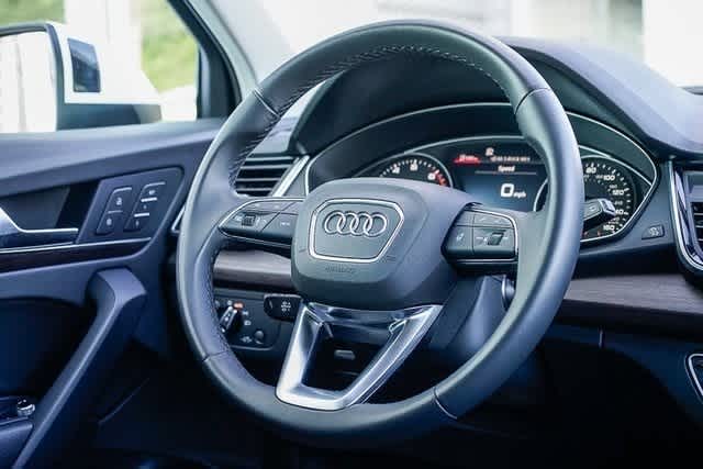 Thumbnail: 2023 Audi Q5 - 15