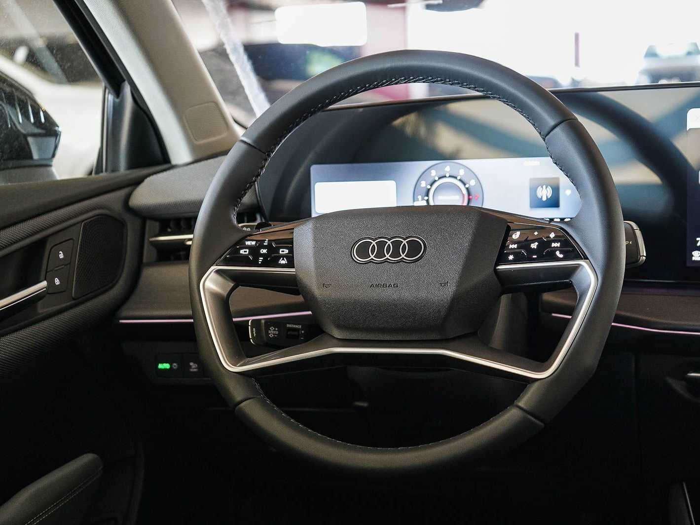 Thumbnail: 2026 Audi Q3 - 15