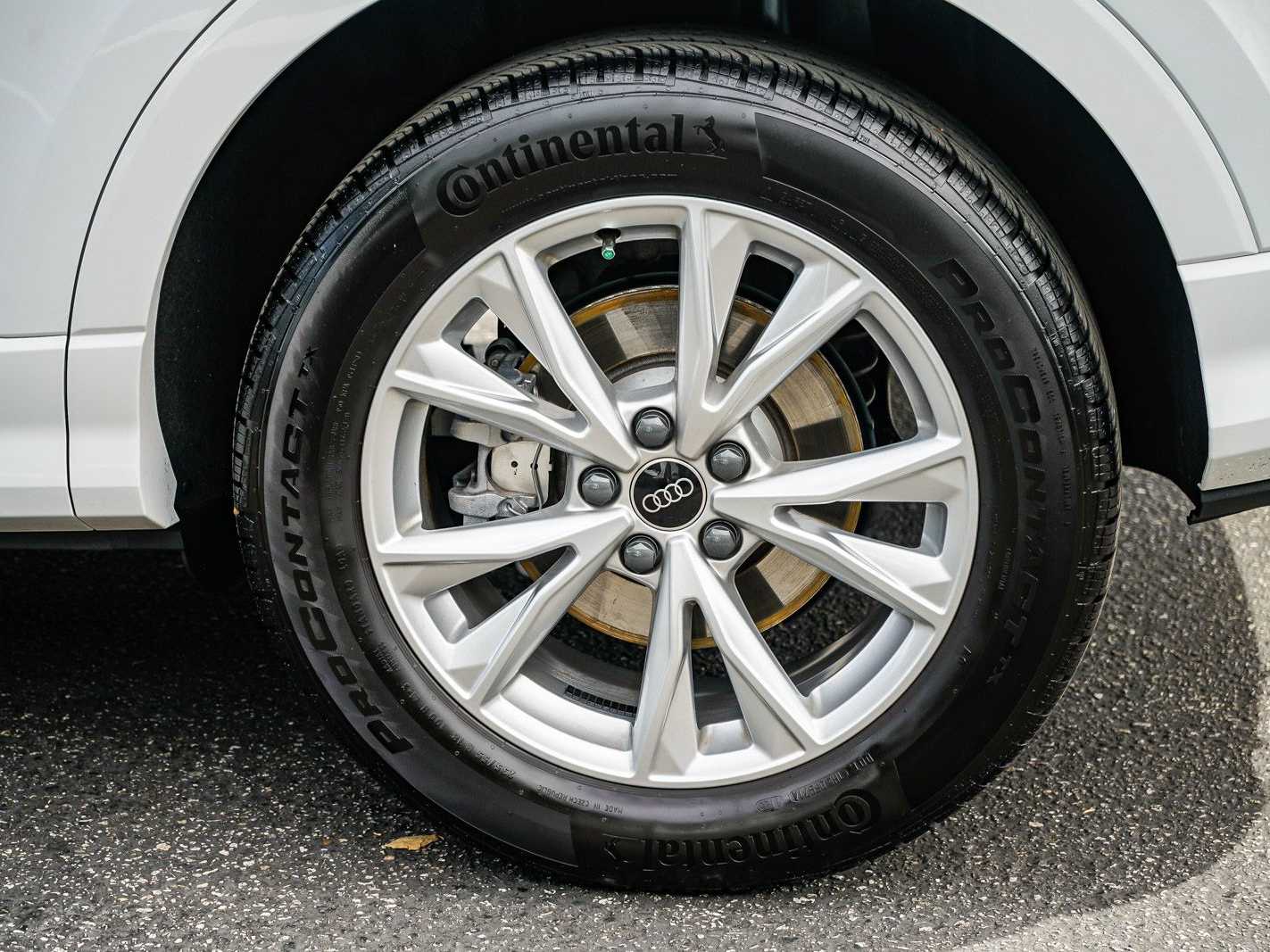 Thumbnail: 2025 Audi Q3 - 10