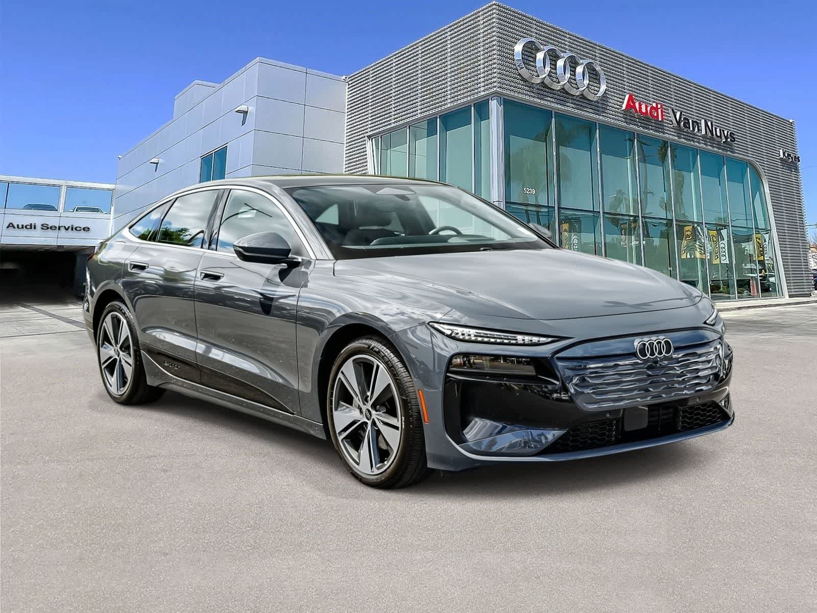 Thumbnail: 2025 Audi e-tron - 5