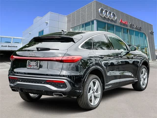 Thumbnail: 2025 Audi Q5 - 4