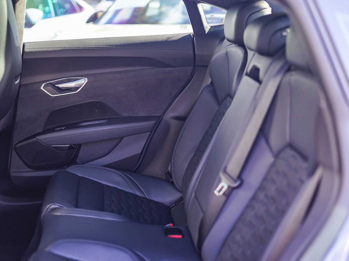 Thumbnail: 2024 Audi RS e-tron GT - 22