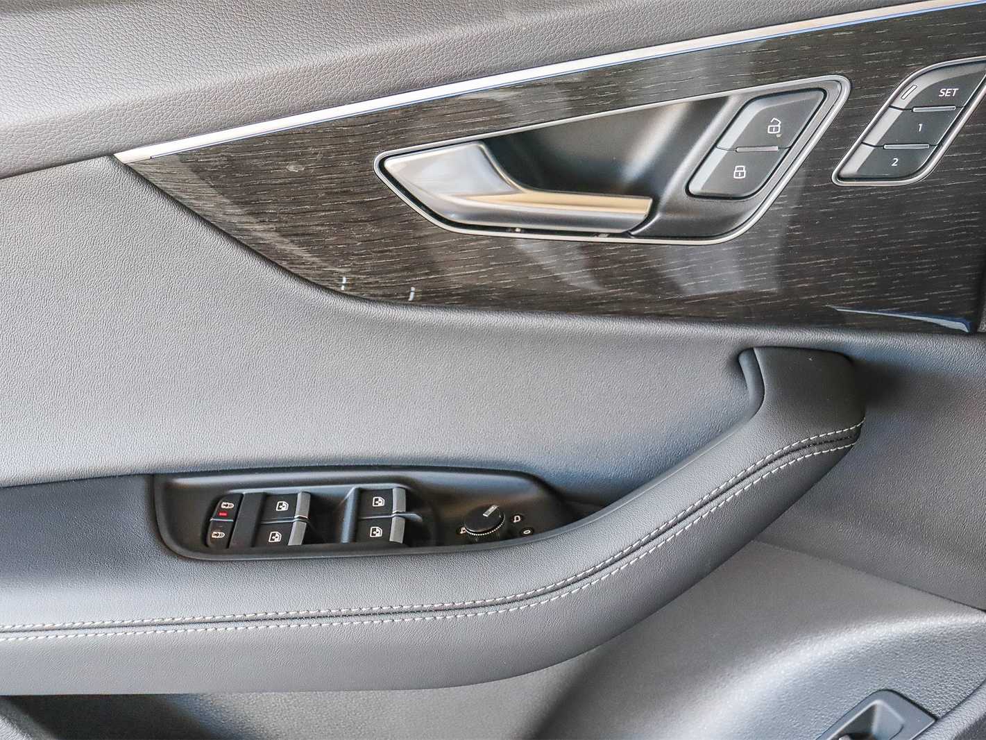 Thumbnail: 2026 Audi Q7 - 22