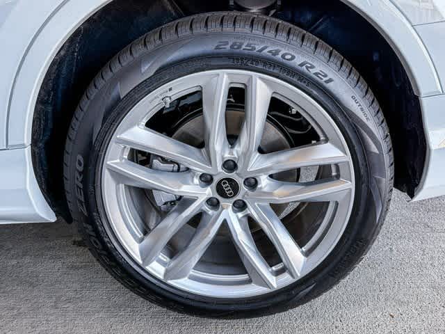 Thumbnail: 2025 Audi Q7 - 8