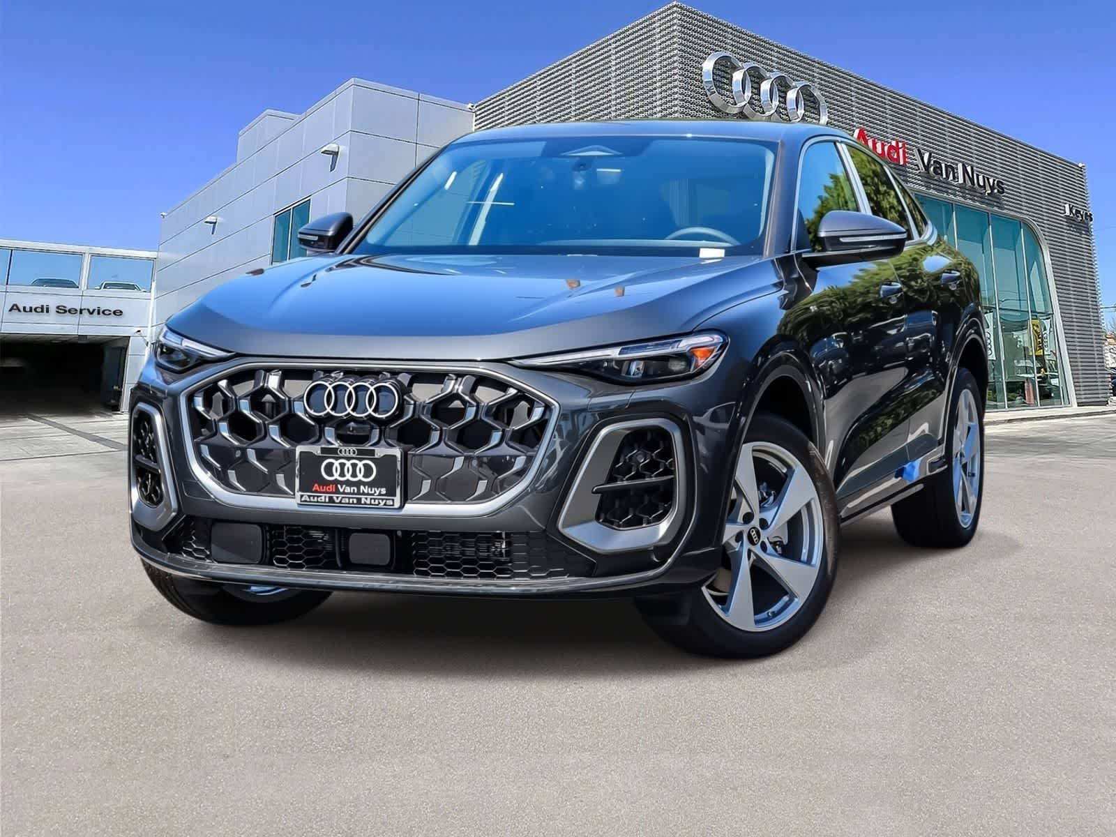 Thumbnail: 2026 Audi Q5 - 1