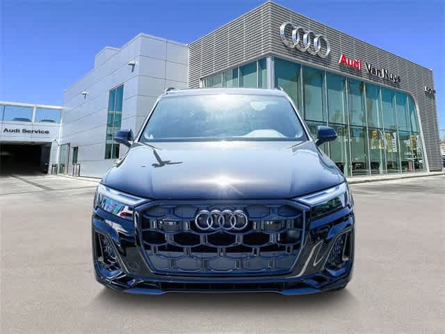 Thumbnail: 2025 Audi SQ7 - 6